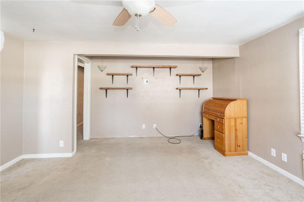 1323 Lindberg Road Anderson, IN 46012 - Photo 3 of 20