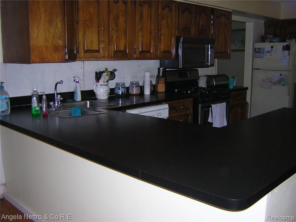 23355 Bohn Road Belleville, MI 48111 - Photo 21 of 30 Gallery Image 21