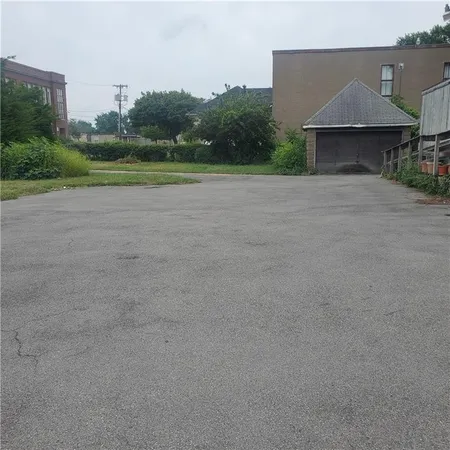 $250,000 | 1347 Lyell Avenue, Rochester, NY 14606