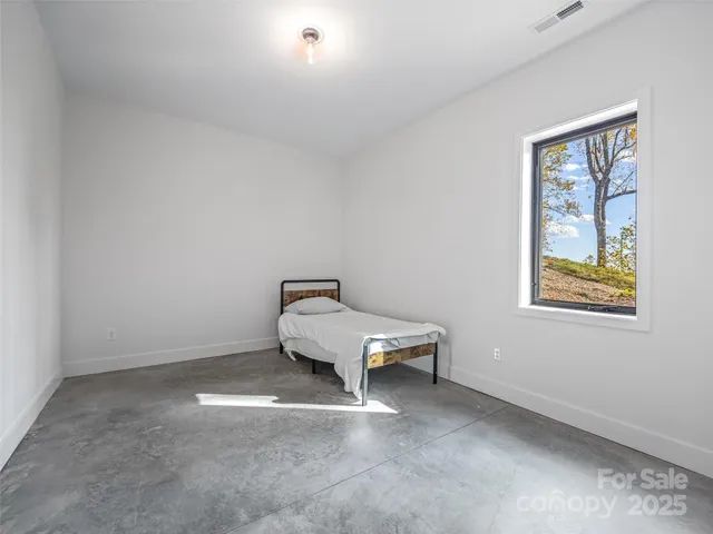 $1,795,000 | 15 Green Laurel Trail, Fletcher, NC 28732