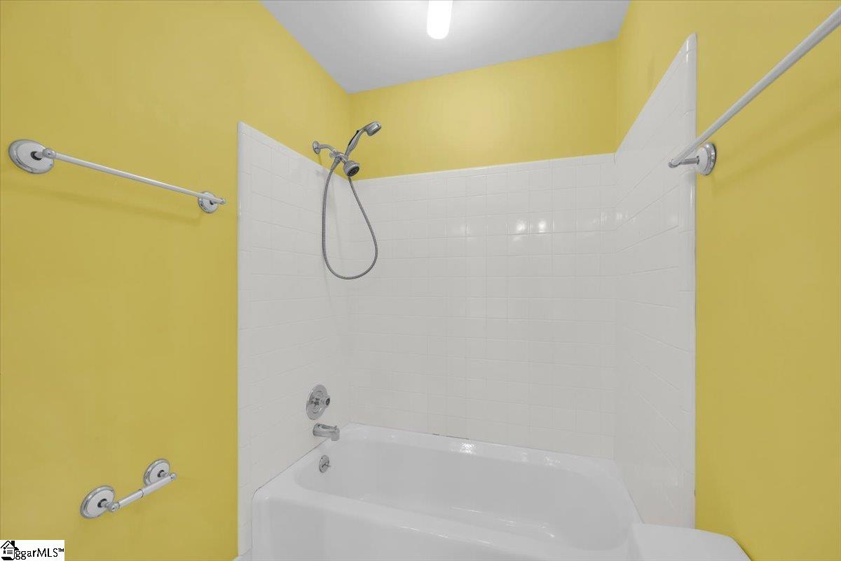 203 Autumn Road Greer, SC 29650 - Photo 39 of 44 Gallery Image 39