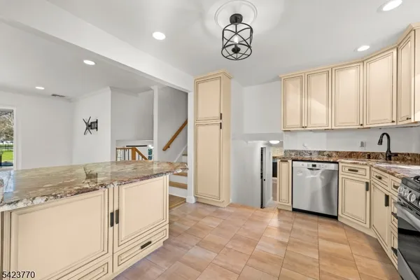$5,200 | 27 Meadowview Road, Bernards, NJ 07920