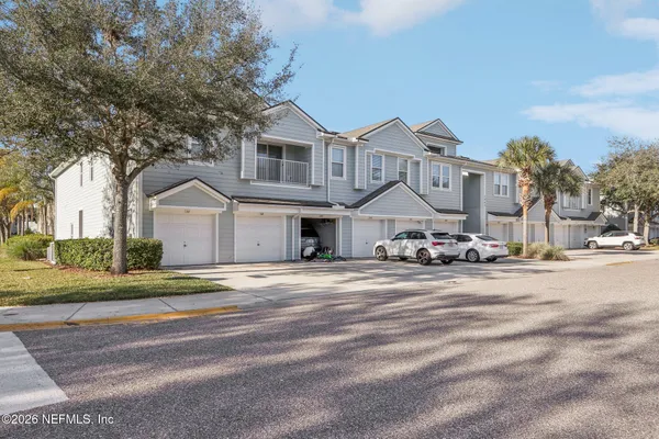 $193,000 | 7062 Snowy Canyon Drive, Unit 112, Jacksonville, FL 32256