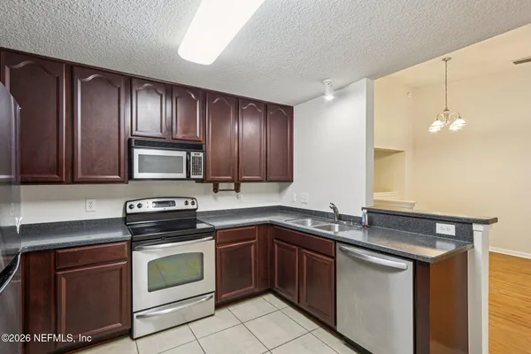 $193,000 | 7062 Snowy Canyon Drive, Unit 112, Jacksonville, FL 32256