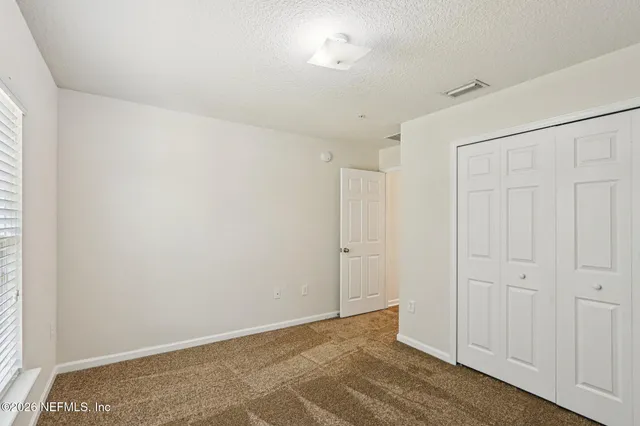 $195,000 | 7062 Snowy Canyon Drive, Unit 112, Jacksonville, FL 32256