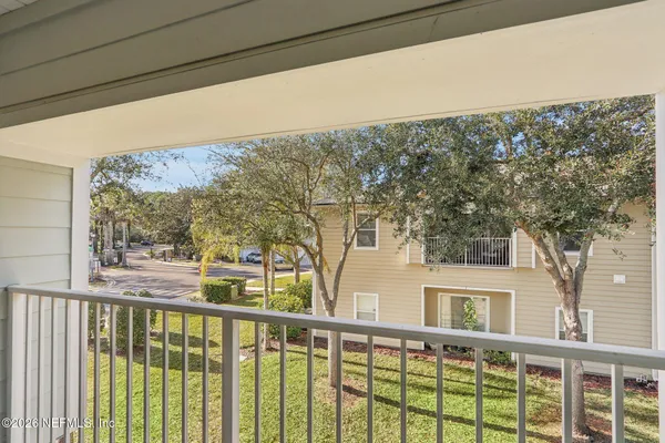 $193,000 | 7062 Snowy Canyon Drive, Unit 112, Jacksonville, FL 32256