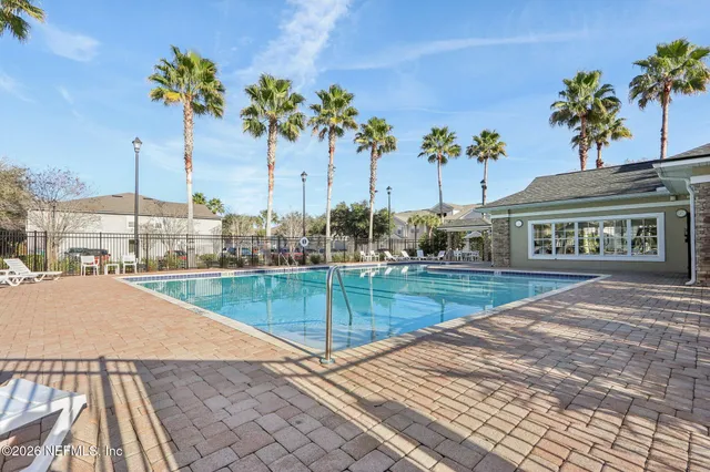 $195,000 | 7062 Snowy Canyon Drive, Unit 112, Jacksonville, FL 32256