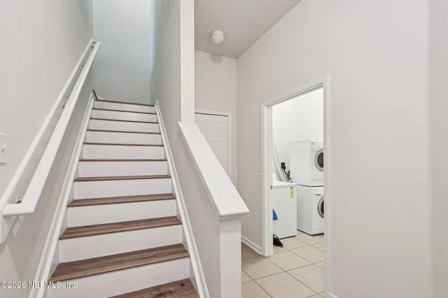 $195,000 | 7062 Snowy Canyon Drive, Unit 112, Jacksonville, FL 32256