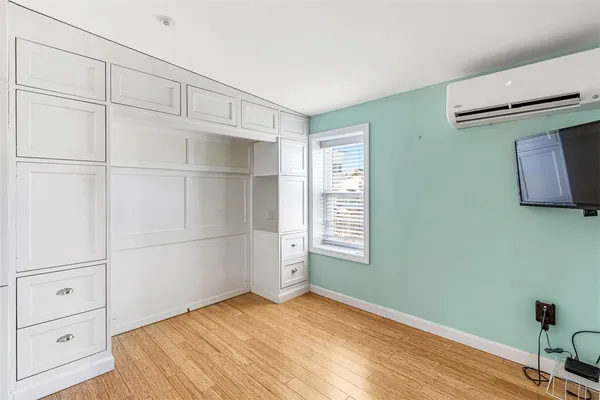 $1,590,000 | 6 Macalder Street, Narragansett, RI 02879