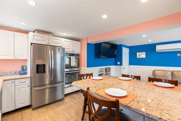 $1,590,000 | 6 Macalder Street, Narragansett, RI 02879