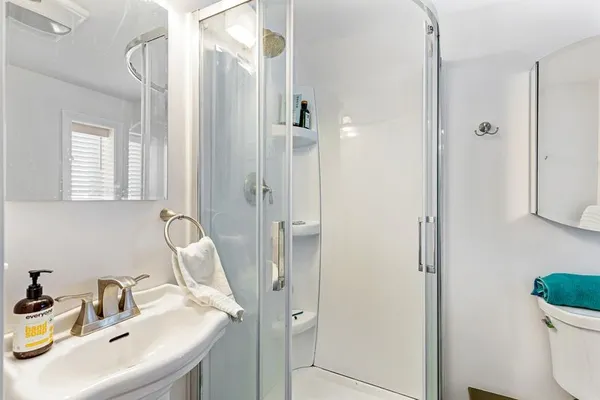 $1,590,000 | 6 Macalder Street, Narragansett, RI 02879