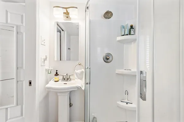 $1,590,000 | 6 Macalder Street, Narragansett, RI 02879