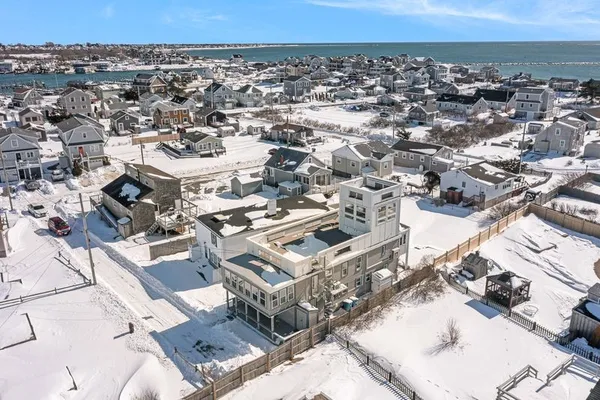 $1,590,000 | 6 Macalder Street, Narragansett, RI 02879