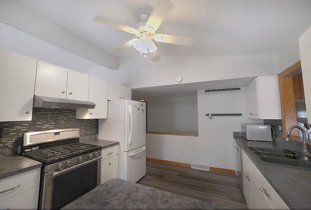 $269,900 | 3757 Highway 71, Sheridan, IL 60551