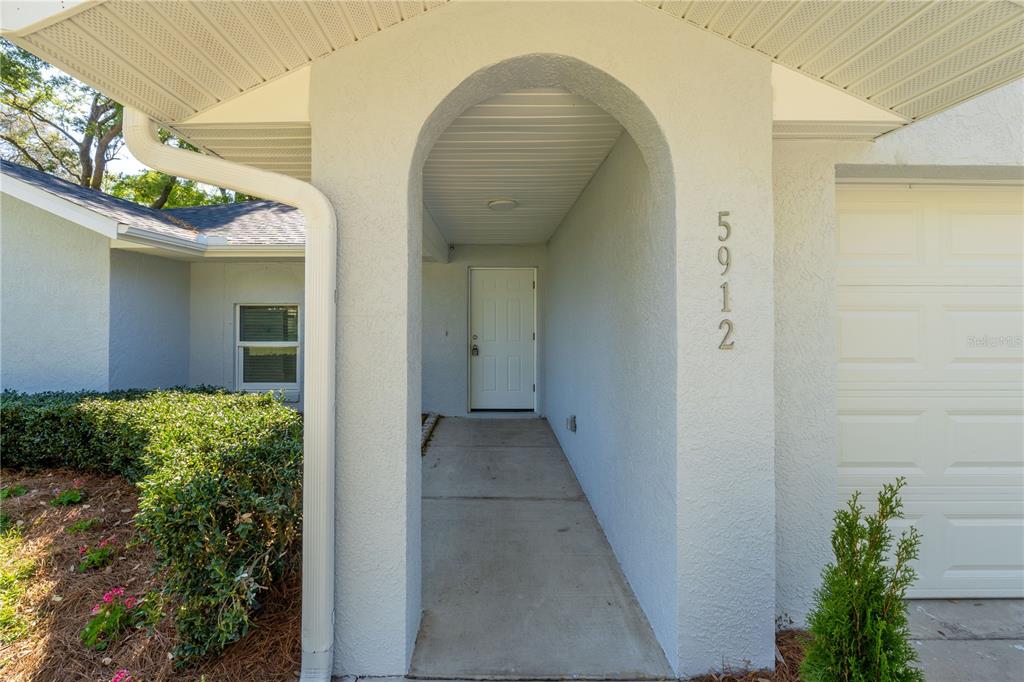 5912 Southwest 111th Pl Road Ocala, FL 34476 - Photo 4 of 31