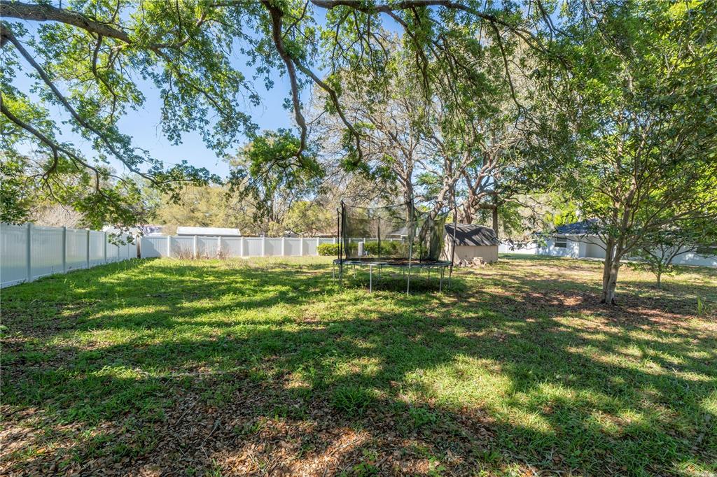 5912 Southwest 111th Pl Road Ocala, FL 34476 - Photo 9 of 31