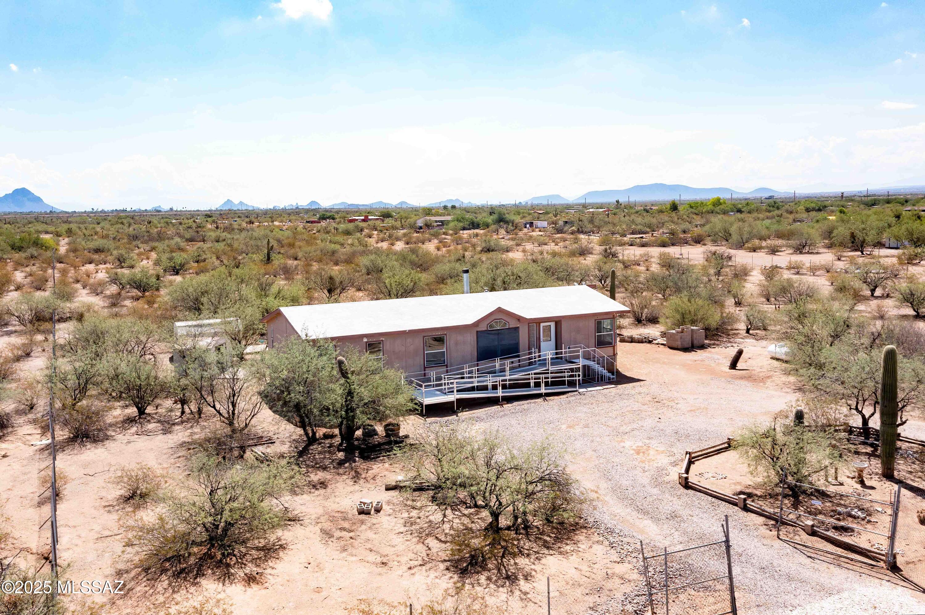 10590 West Bopp Road Tucson, AZ 85735 - Photo 22 of 29 Gallery Image 22