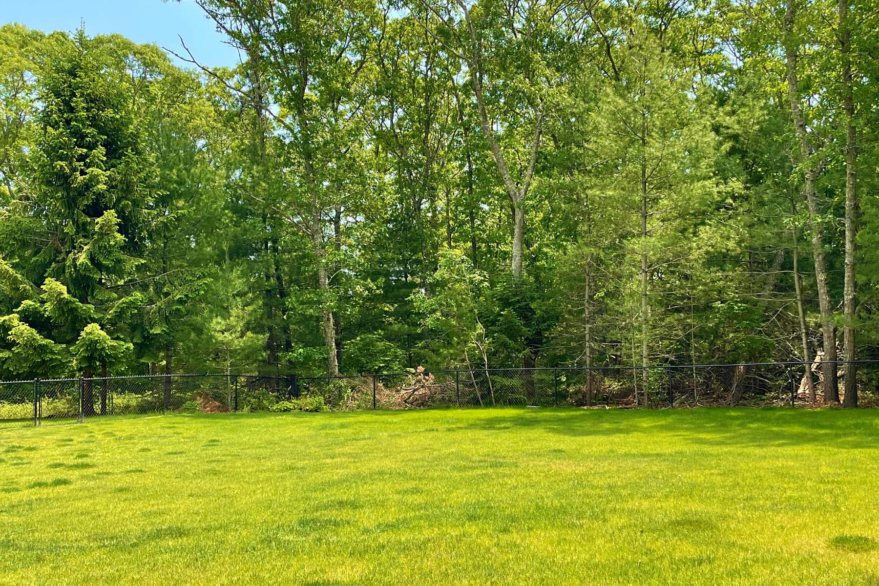 263 Cammett Road Marstons Mills, MA 02648 - Photo 25 of 33 a view of a yard