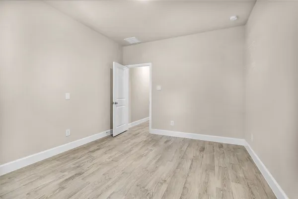 $1,600 | 496 Golden Street, Unit A, Willis, TX 77378