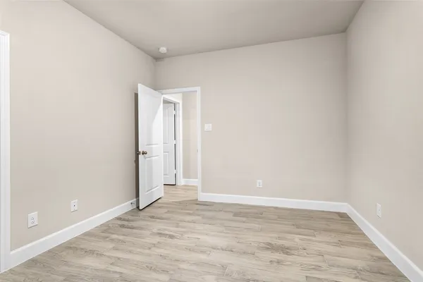 $1,600 | 496 Golden Street, Unit A, Willis, TX 77378