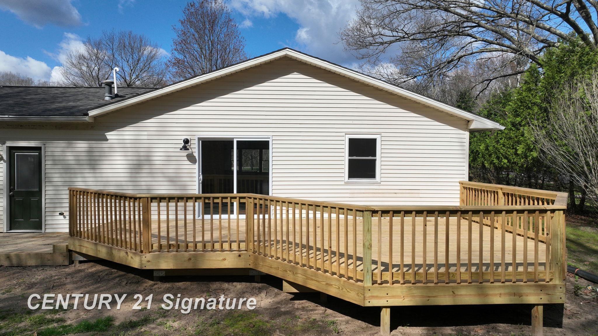 10293 Carr Road St. Charles, MI 48655 - Photo 6 of 42 50199071-0108ac27-7110-442f-ab50-74d6cde688fd.JPG