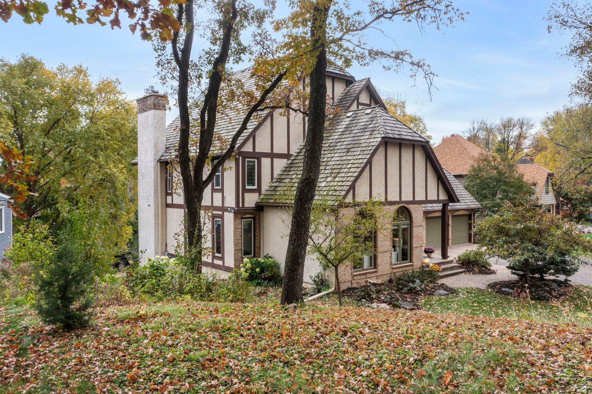 8611 Chalet Road Bloomington, MN 55438 - Photo 30 of 33 Gallery Image 30
