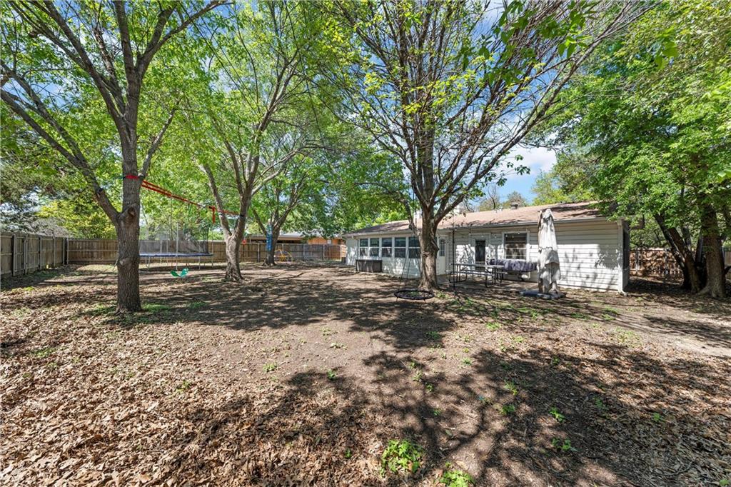 2212 Charboneau Drive Waco, TX 76710 - Photo 19 of 22