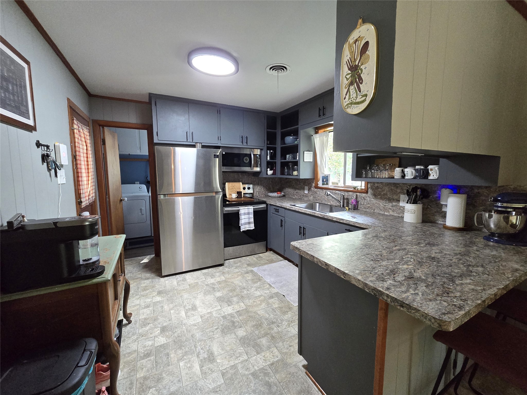 2295 Harley Golden Road Huntington, TX 75949 - Photo 8 of 26 Kitchen from Livingroom