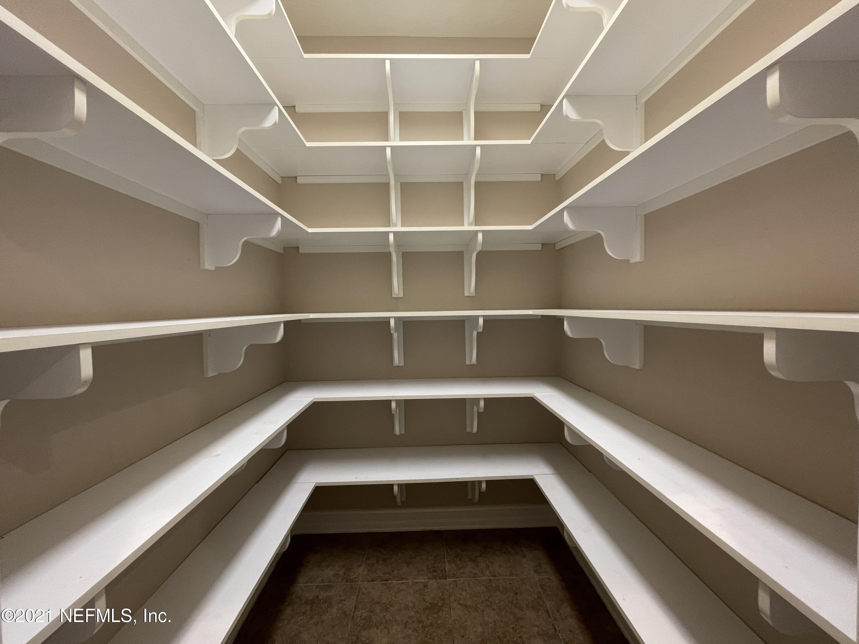 127 Foxcraft Street St. Augustine, FL 32092 - Photo 48 of 77 Walk in pantry