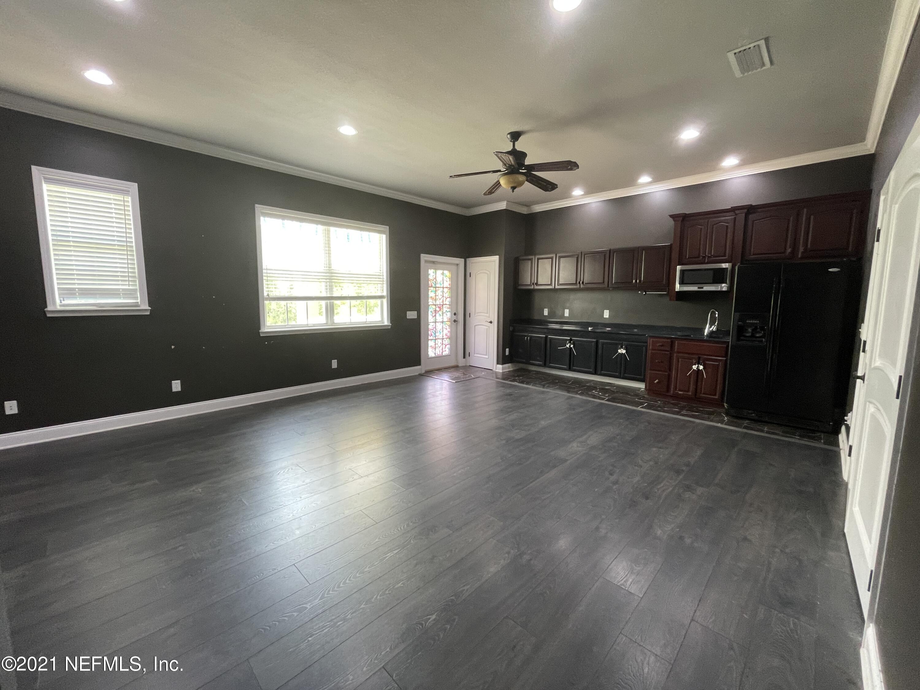 127 Foxcraft Street St. Augustine, FL 32092 - Photo 62 of 77 Bonus room with kitchenette
