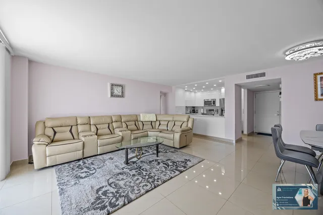 $428,000 | 2801 Northeast 183rd Street, Unit 1606W, Aventura, FL 33160