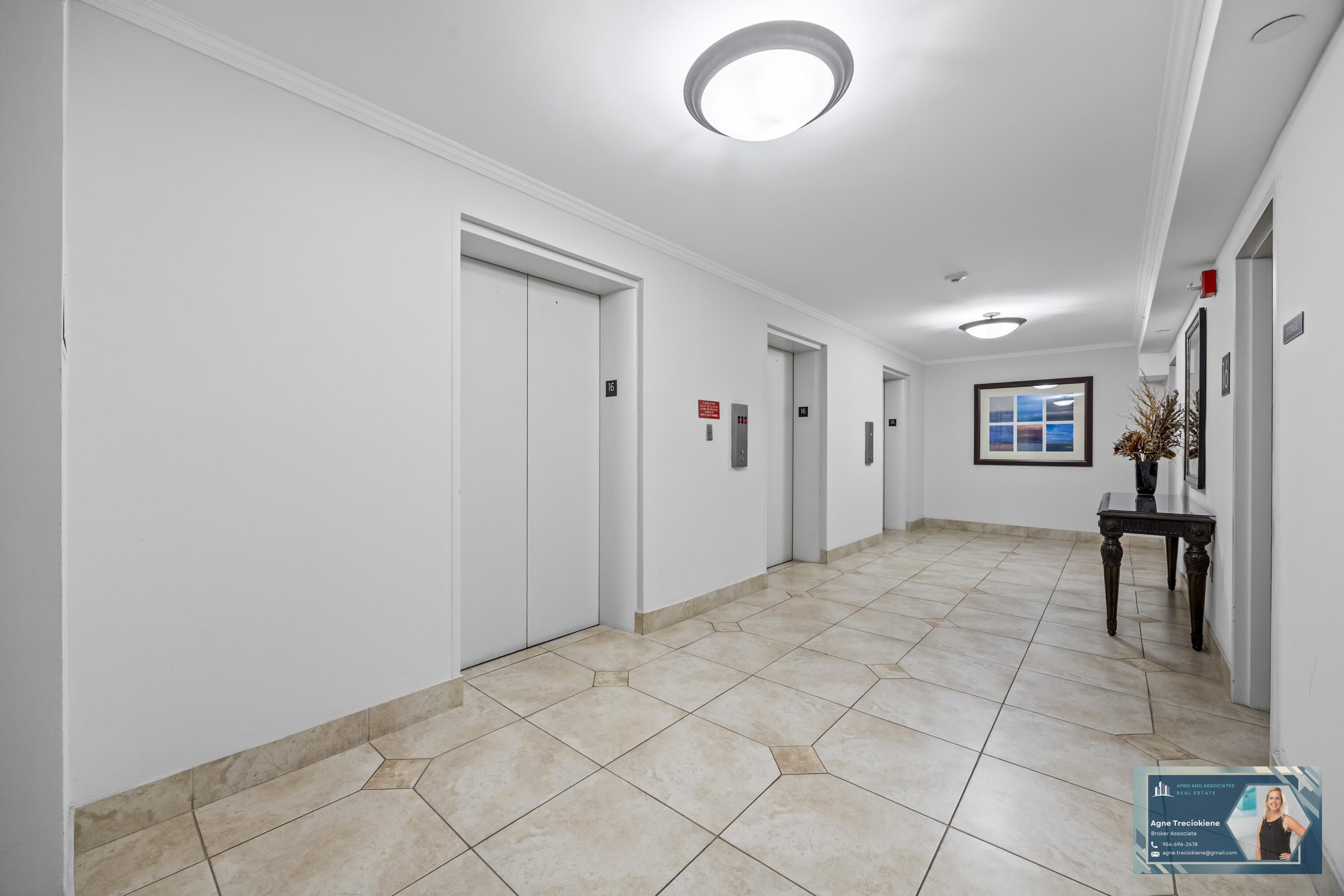 2801 Northeast 183rd Street, Unit 1606W Aventura, FL 33160 - Photo 33 of 53 a view of a livingroom with a furniture