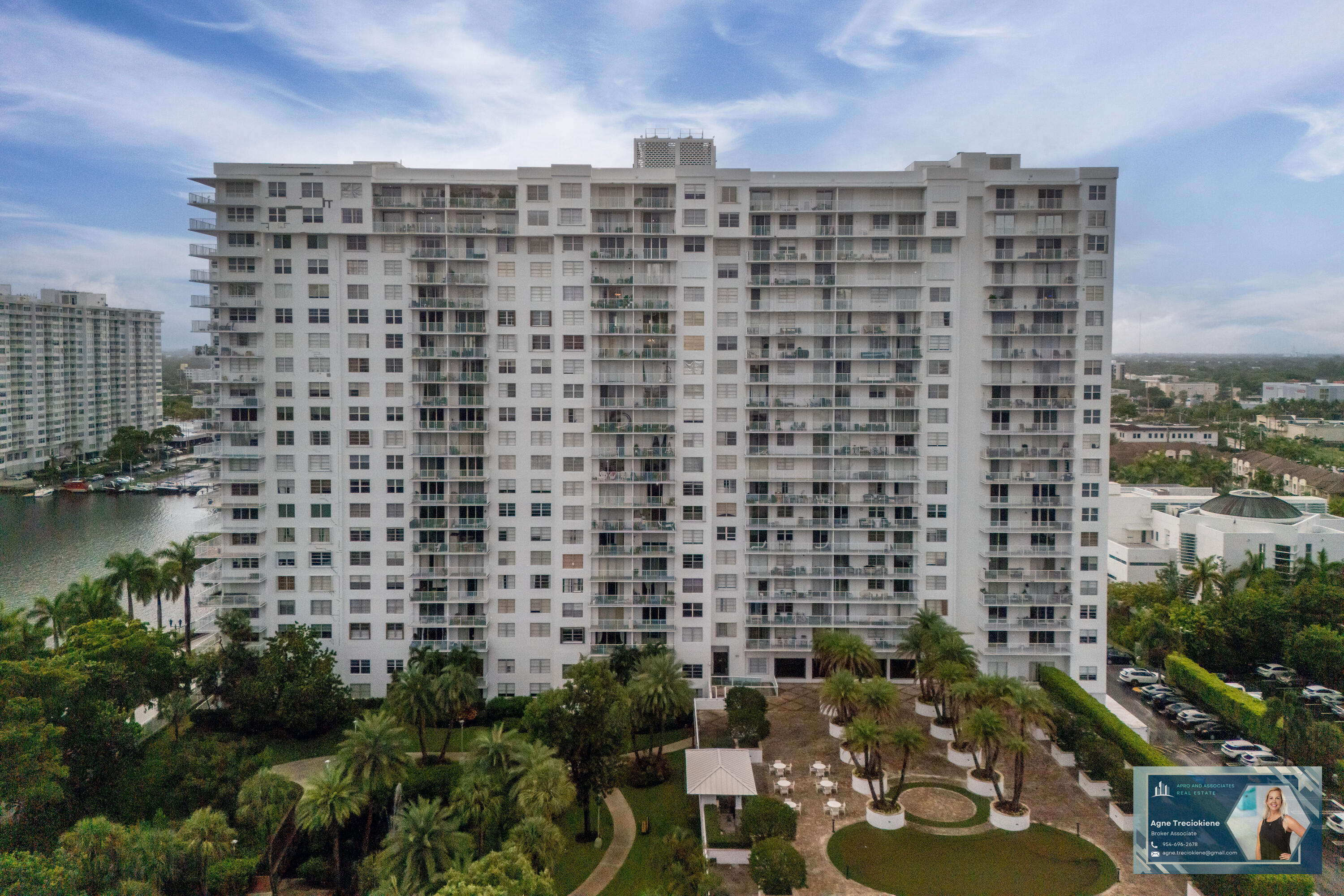 2801 Northeast 183rd Street, Unit 1606W Aventura, FL 33160 - Photo 43 of 53 a view of a city with tall buildings