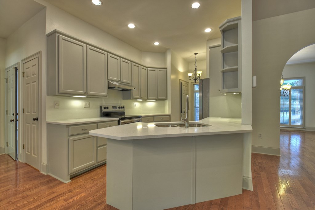 67 Plantation Lane Blue Ridge, GA 30513 - Photo 4 of 50