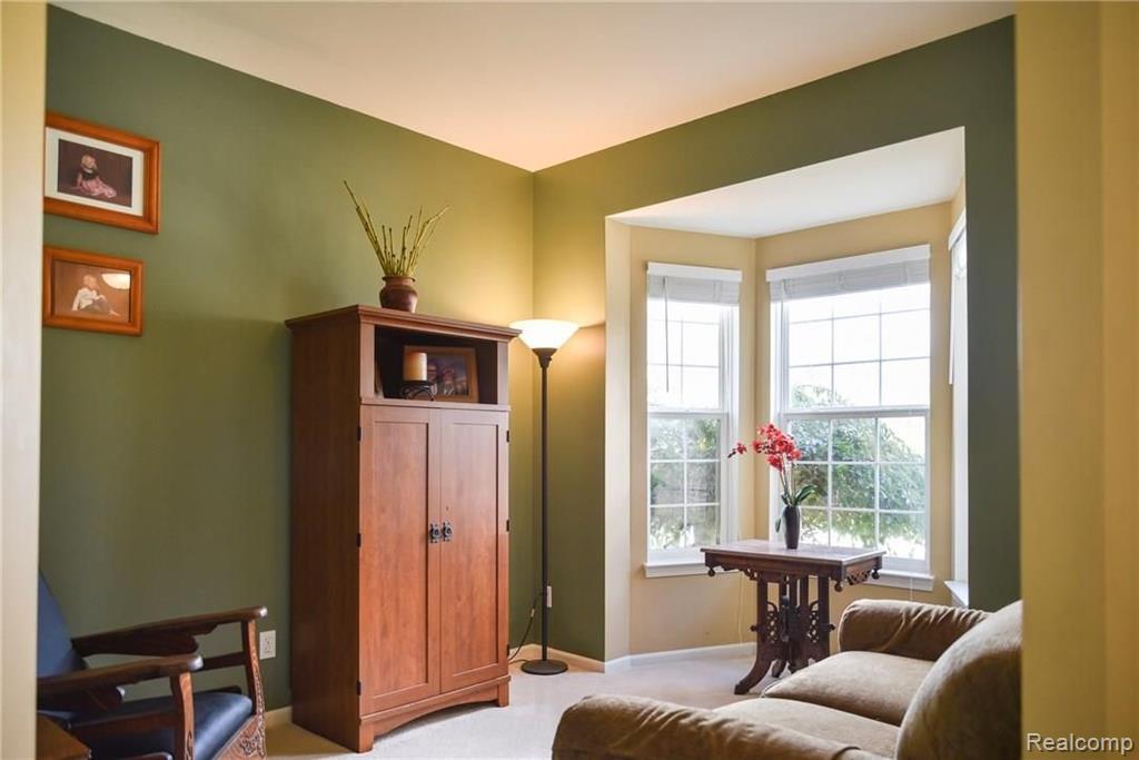 926 Deer Valley Road Holly, MI 48442 - Photo 3 of 22