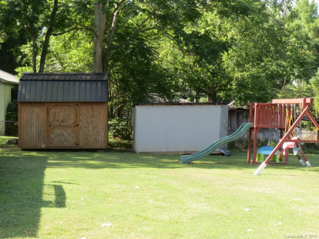 1115 Hardin Road Dallas, NC 28034 - Photo 3 of 11 Gallery Image 3