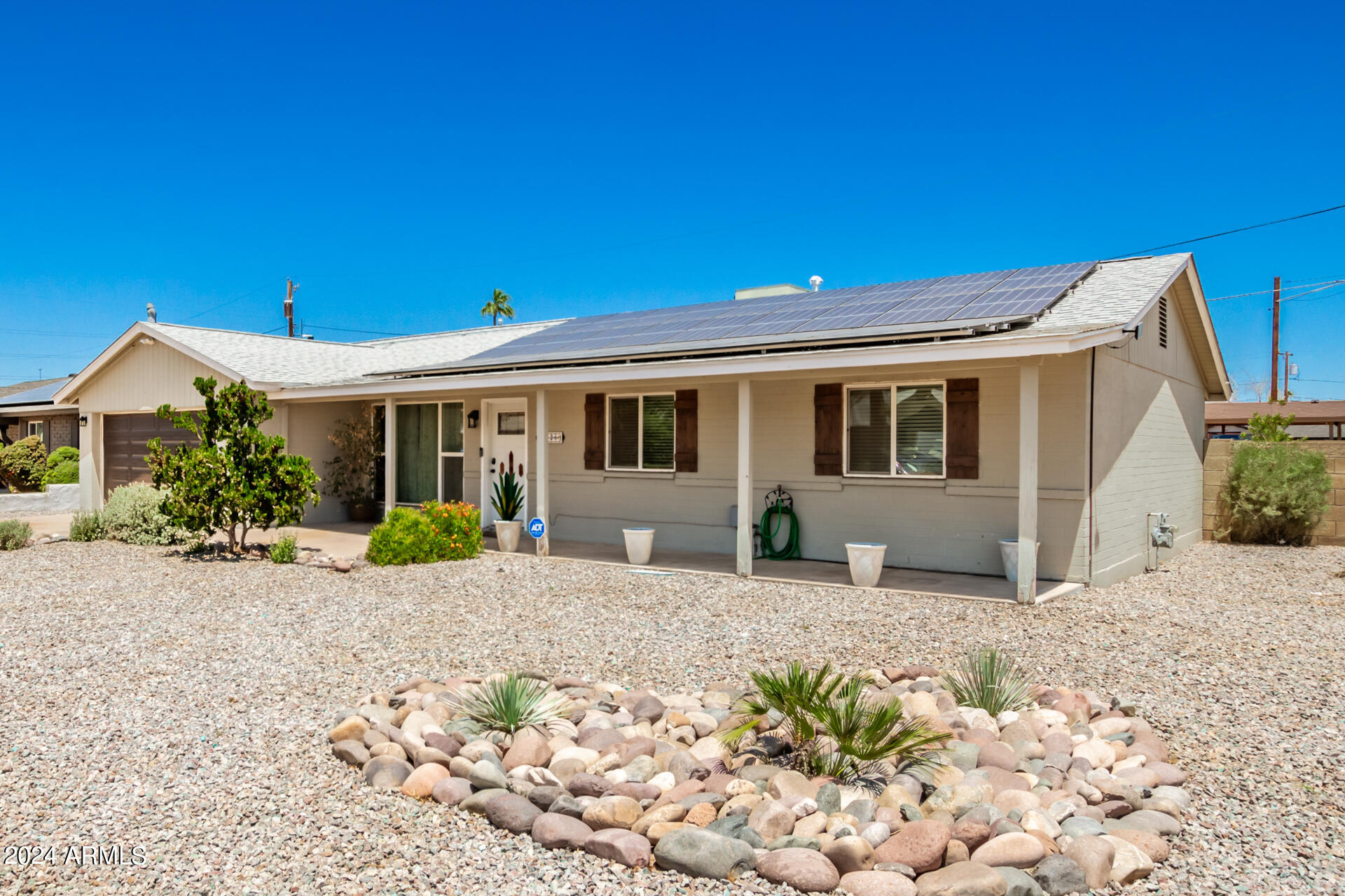 2526 West Wethersfield Road Phoenix, AZ 85029 - Photo 2 of 27 06 - Wethersfield