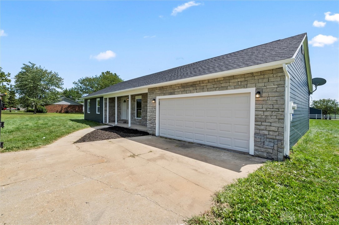 675 Kirby Road Lebanon, OH 45036 - Photo 3 of 42 Gallery Image 3