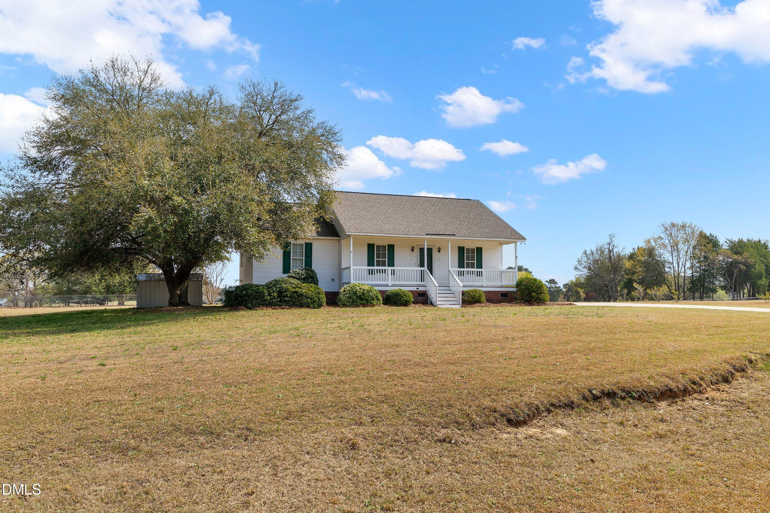 100 Trail Ridge Drive Benson, NC 27504 - Photo 5 of 44 06-100 Trail Ridge Dr_9778
