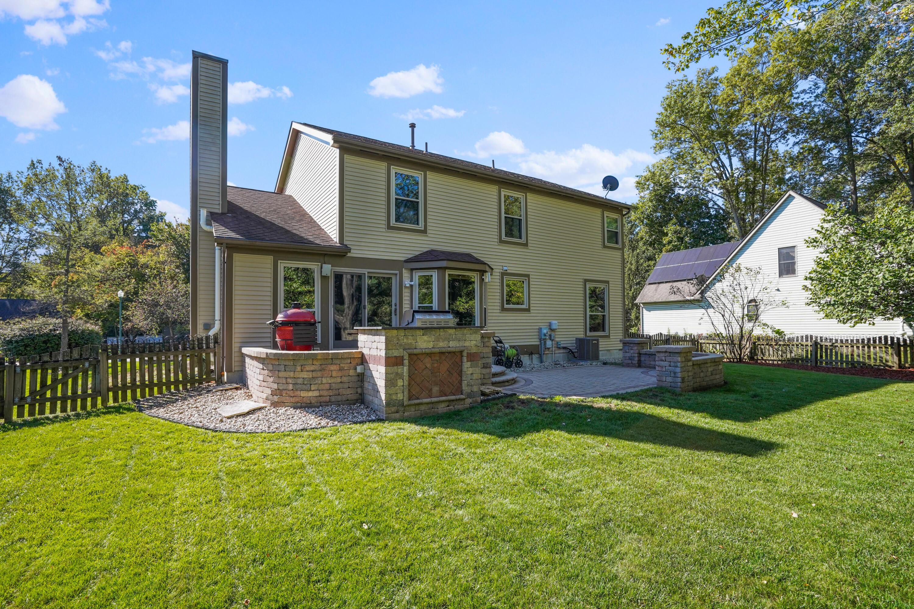 673 Ridenour Road Columbus, OH 43230 - Photo 6 of 54 Gallery Image 6