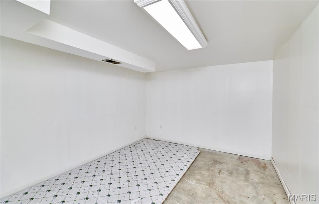 761 Ruprecht Avenue St. Louis, MO 63125 - Photo 35 of 41