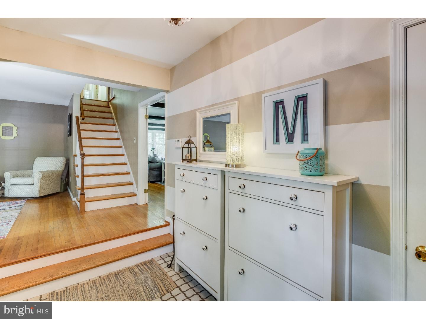 4 Tendring Road Cherry Hill, NJ 08003 - Photo 3 of 25