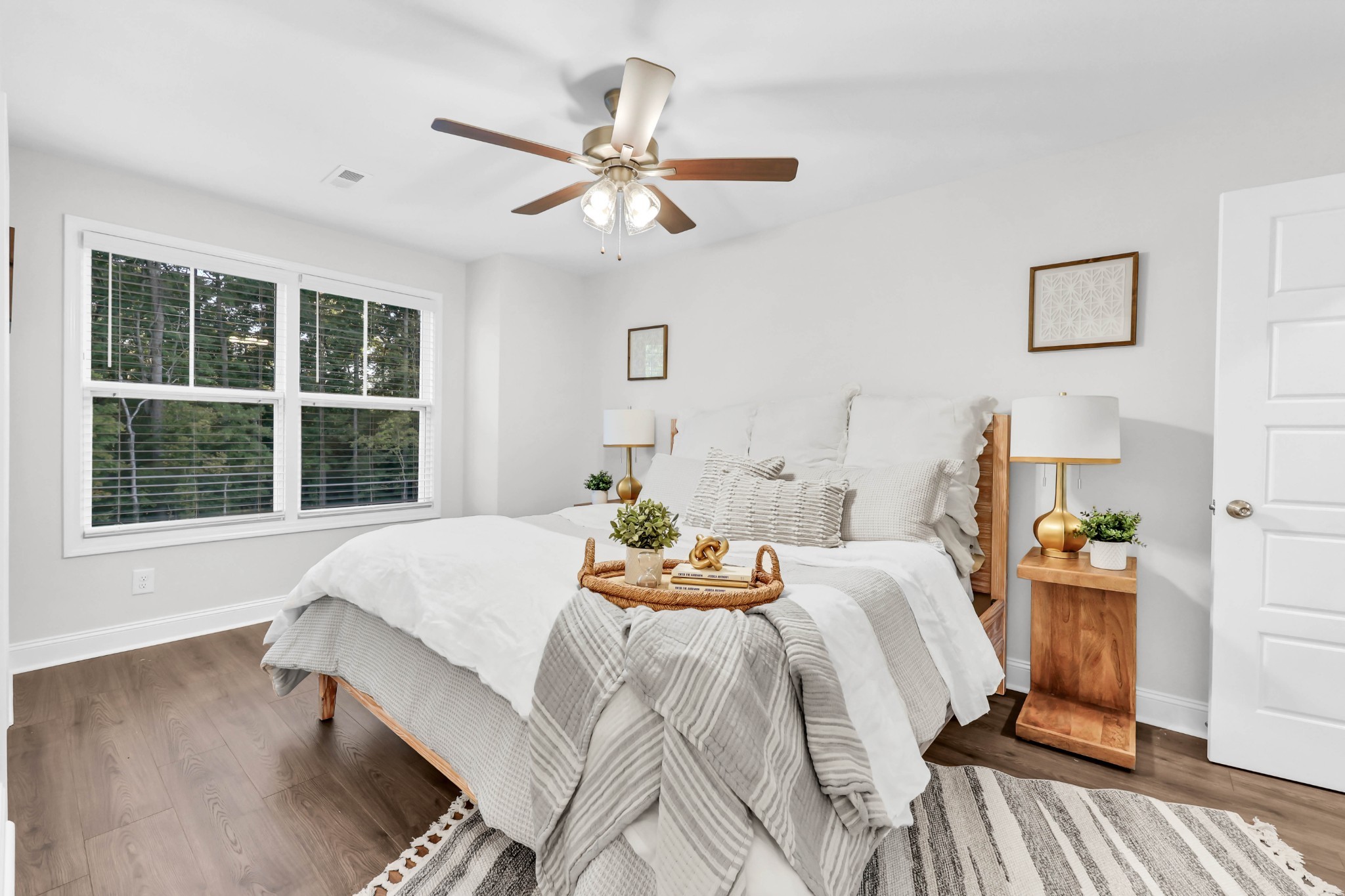 131 Quarry Point Drive, Unit C131 Clarksville, TN 37043 - Photo 20 of 33 a bedroom with a bed and a window