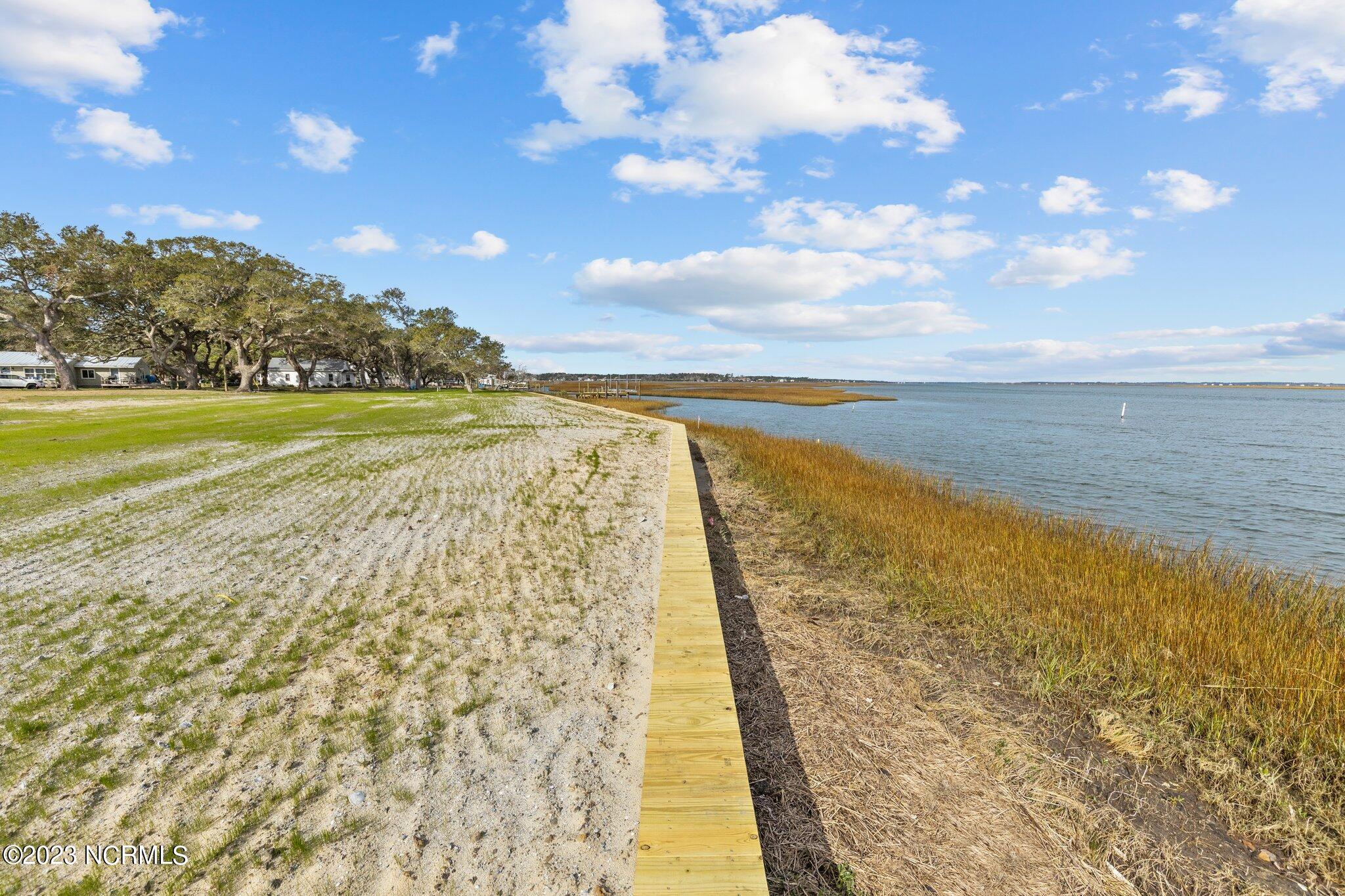 184 Lennoxville Point Road Beaufort, NC 28516 - Photo 20 of 23