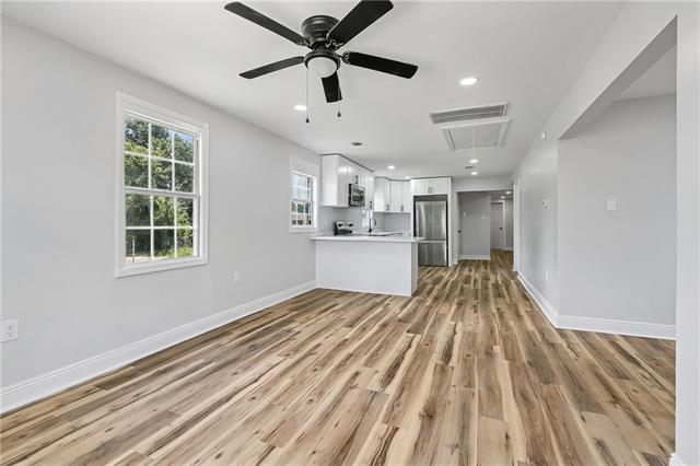 1023 Starrett Road Metairie, LA 70003 - Photo 6 of 17