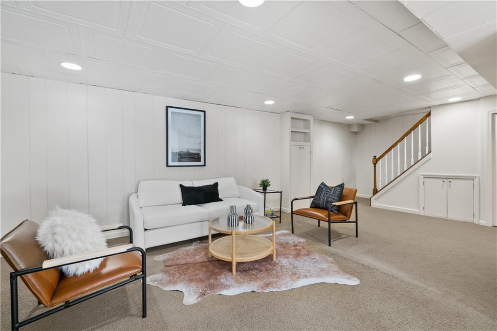 120 Mallard Drive McKees Rocks, PA 15136 - Photo 12 of 29