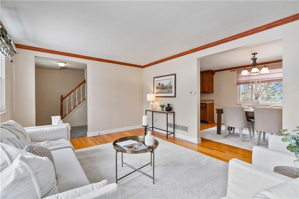 120 Mallard Drive McKees Rocks, PA 15136 - Photo 4 of 29