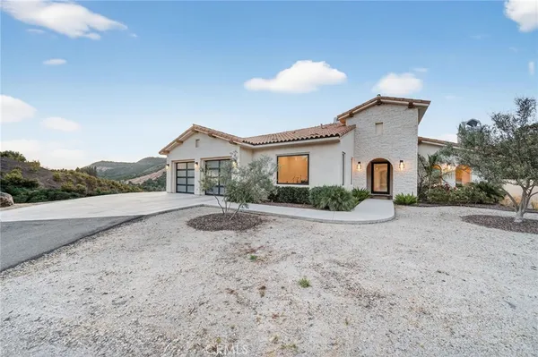 $2,499,999 | 43754 De Luz Road, Temecula, CA 92590