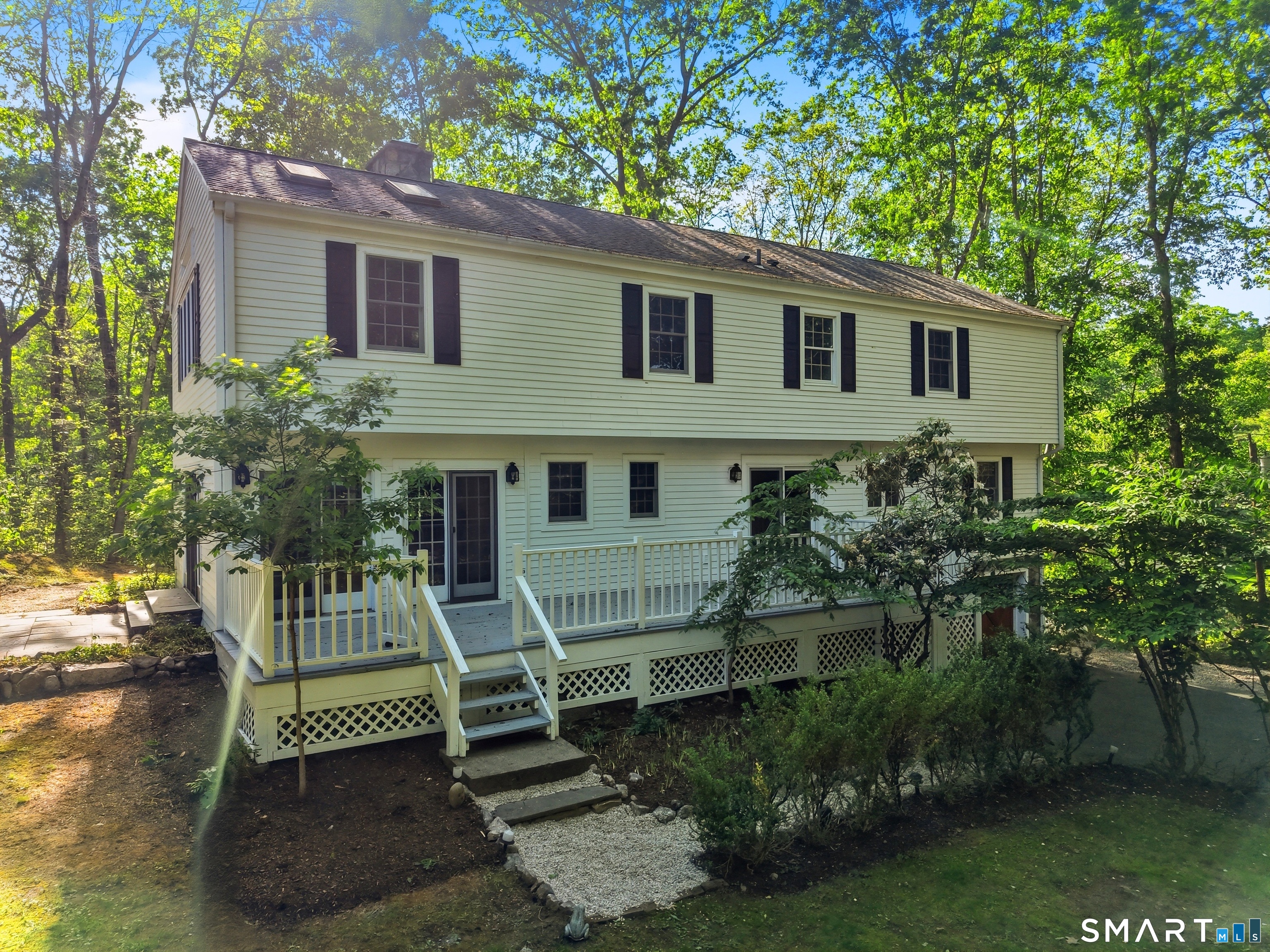 156 West Haviland Lane Stamford, CT 06903 - Photo 6 of 29