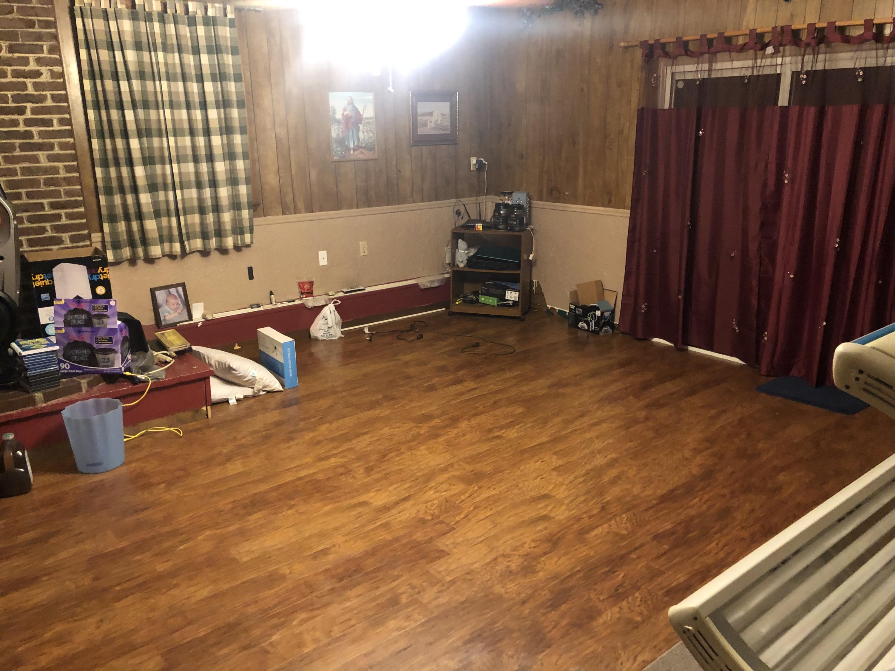 207 Highpoint Road Rose Hill, VA 24281 - Photo 23 of 32 BDD95FA4-7FF8-4F1B-BB1A-E2D00580C639